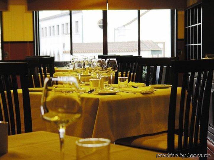 Aquahotel โอวาร์ ร้านอาหาร รูปภาพ